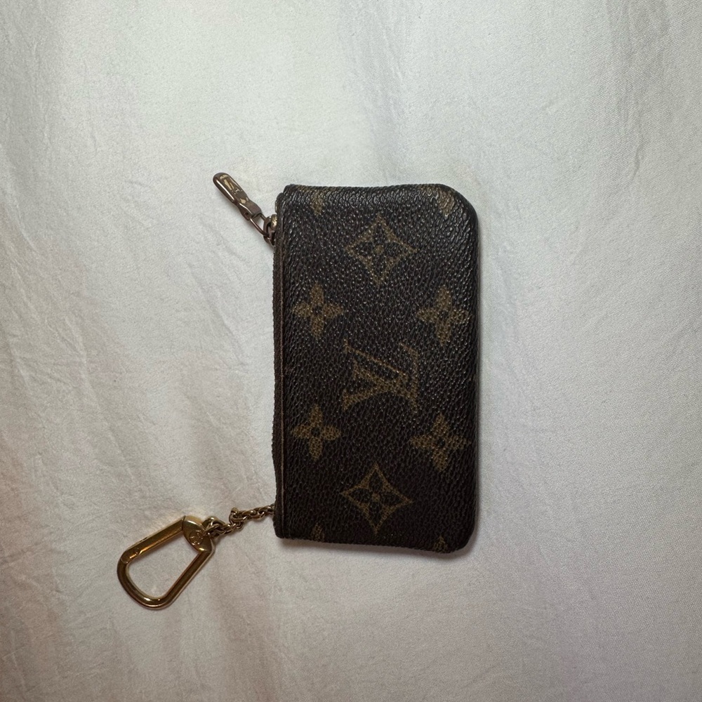 Authentic Louis Vuitton Brown Monogram Key Holder